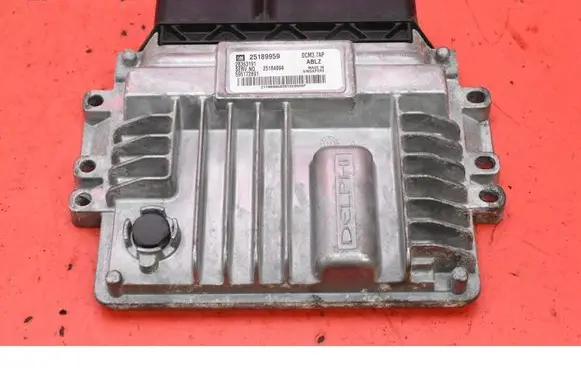 Chevrolet Cruze Engine control unit/module ECU 25189959