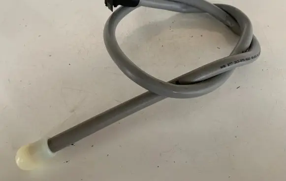 Audi Q7 4M Water drain line hose 4M0877203