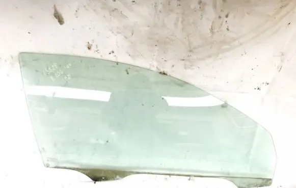 Peugeot 206 Front door window glass four-door