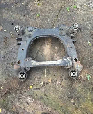 Audi A8 S8 D2 4D Front subframe