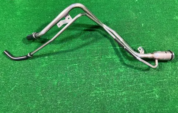 Ford Focus Fuel tank filler neck pipe JX619032DC
