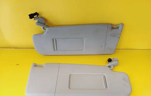 Volkswagen Polo IV 9N3 Sun visor