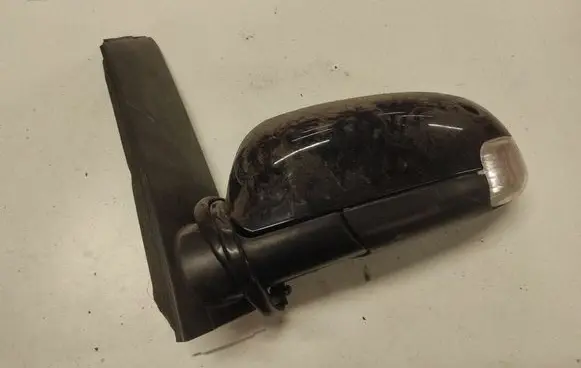 Volkswagen Touran I Front door electric wing mirror FC679 021232