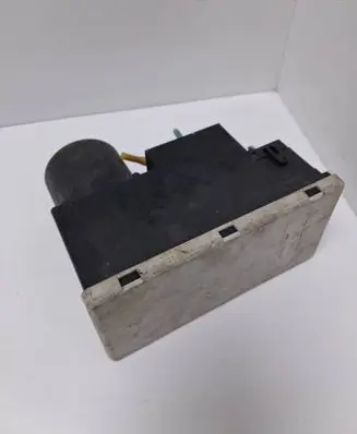 Audi A3 S3 8L Central locking vacuum pump 8L0862257L
