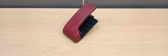 Mercedes-Benz E W211 Engine bonnet (hood) release handle