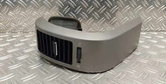 Toyota Prius (NHW20) Dashboard side air vent grill/cover trim 5506147010 5566047020