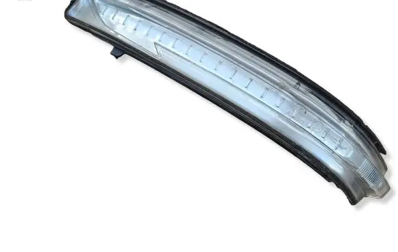 Nissan X-Trail T32 Mirror indicator light P32RCARLH