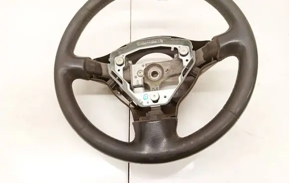 Toyota Yaris Steering wheel 