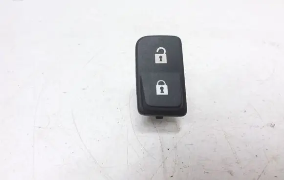 Volvo C30 Central locking switch button 30773333 30773334
