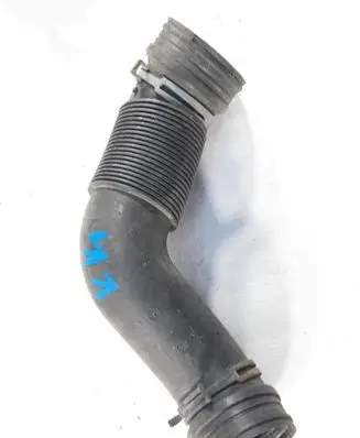 Audi A3 S3 8P Air intake hose/pipe 4L0129628E