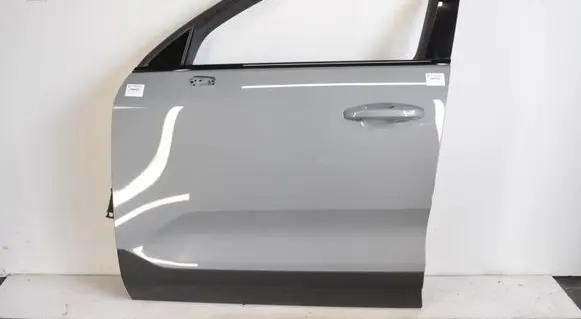 Volvo XC40 Front door 
