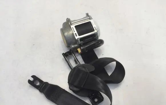 Volkswagen Golf VIII Front seatbelt 34163763G