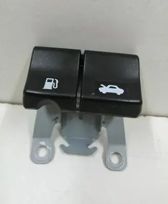 Nissan Qashqai Engine bonnet (hood) release handle 