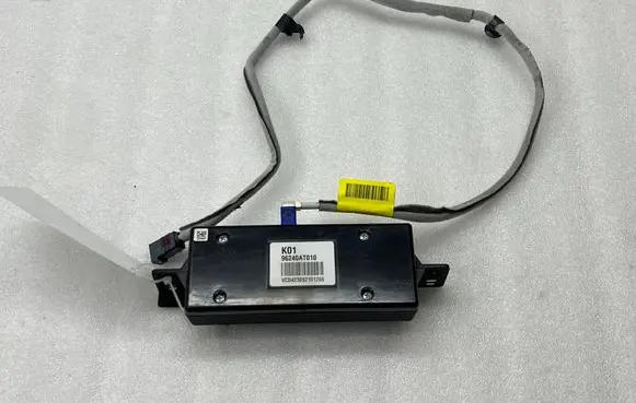 KIA Niro Aerial antenna amplifier 96240AT010