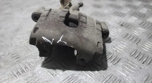 Ford Focus C-MAX Rear brake caliper