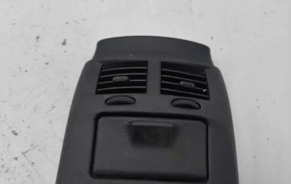 Lexus IS 220D-250-350 Rear air vent grill 5886053010