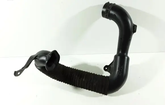Toyota Corolla E120 E130 Air intake duct part