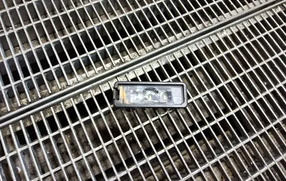 Volkswagen ID.3 Number plate light 3G5943021