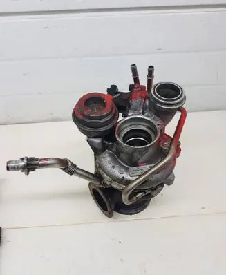 BMW 7 F01 F02 F03 F04 Turbo MGT2256S 7936471 7576985