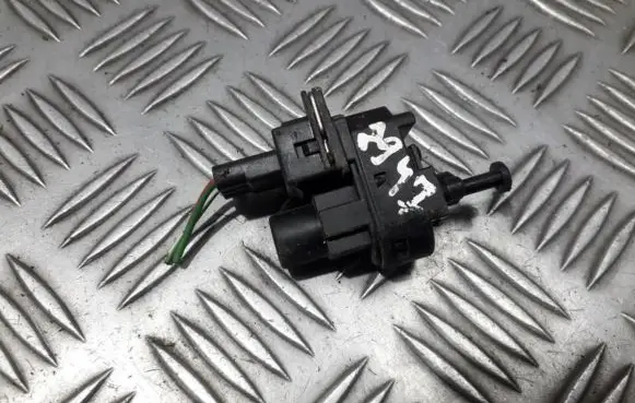 Ford Focus Brake pedal sensor switch 93bb13480bc 93bb-13480-bc