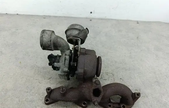 Audi A3 S3 8P Turbo 03G253019A