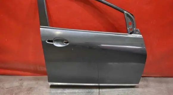Mazda 2 Front door