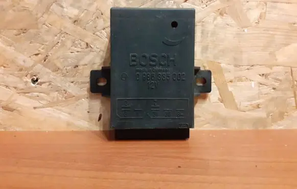 Mercedes-Benz E W124 Other relay 0986335002