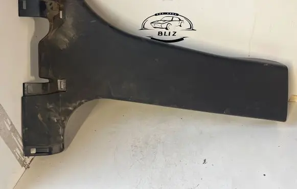 Mitsubishi Outlander (B) pillar trim (bottom) 7211A054 3H45X