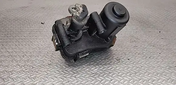 Opel Insignia A Intake manifold valve actuator/motor TMS2C