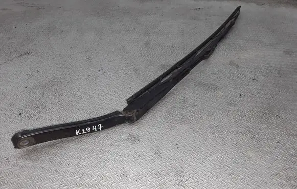 Saab 9-5 Windshield/front glass wiper blade 