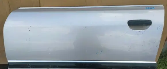 Audi A8 S8 D2 4D Rear door