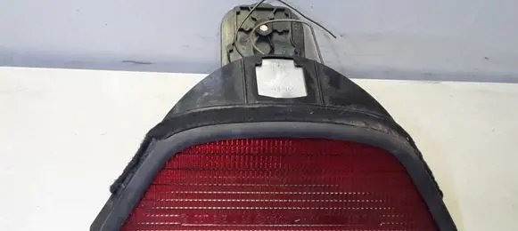 BMW 5 E39 Third/center stoplight 8360568