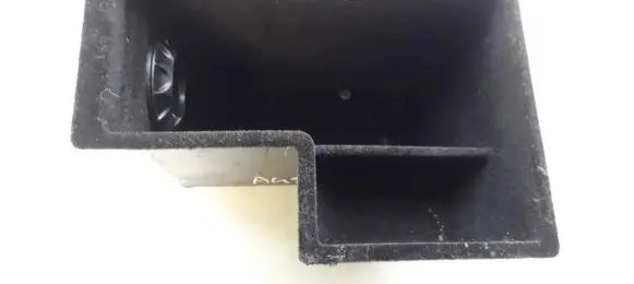 Glove box