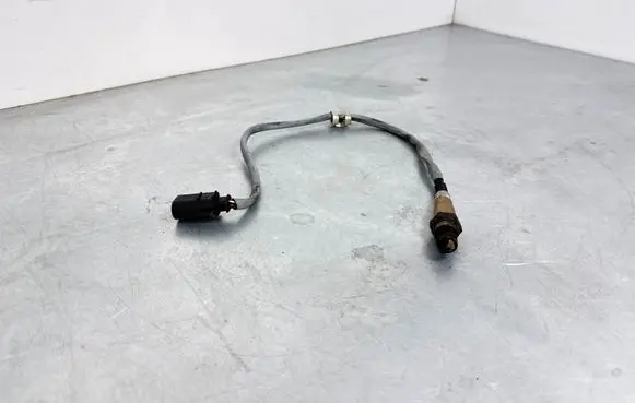 Mercedes-Benz C W205 Lambda probe sensor 0075421618 A0075421618