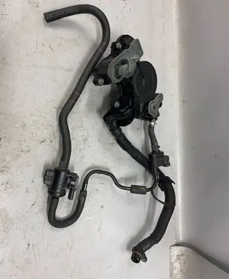 Audi A3 S3 8V Oil breather separator 06K103495AF