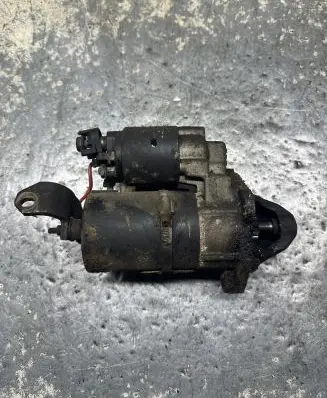 Audi A4 S4 B5 8D Starter motor