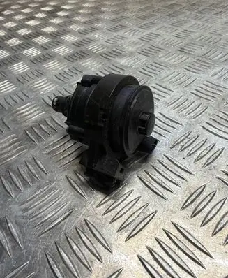 BMW i4 Electric auxiliary coolant/water pump 8840614