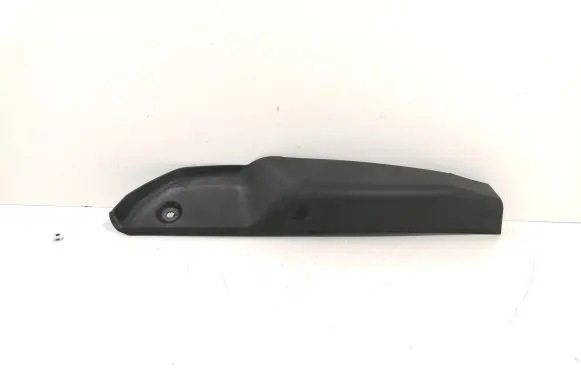 BMW 5 GT F07 Rear/tail light trim molding 7224229