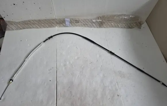 Alfa Romeo Giulietta Handbrake/parking brake wiring cable 50534682