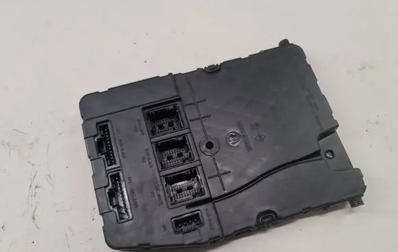 Renault Scenic II - Grand scenic II Comfort/convenience module 8200351182 S118400150C