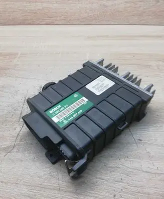 Audi 80 90 B3 Engine control unit/module ECU 443907403 0280000711