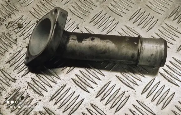 Subaru Impreza III Engine coolant pipe/hose