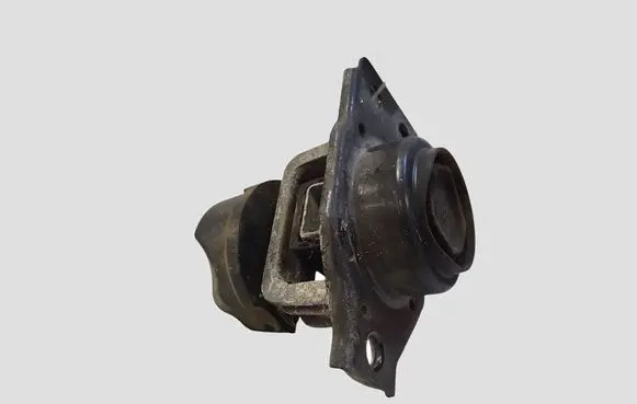 Renault Scenic II - Grand scenic II Engine mount bracket 8200415656