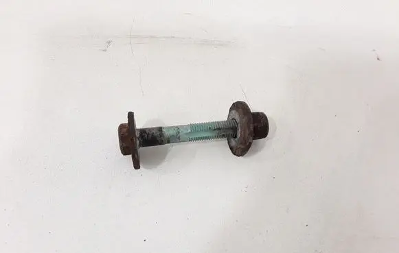 Volkswagen Golf V Front suspension camber bolt 