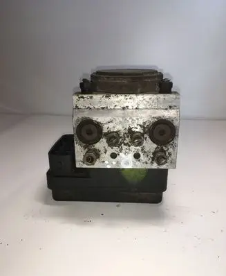 Toyota Land Cruiser (J120) ABS Pump 4451060070 13511019250 8954160040