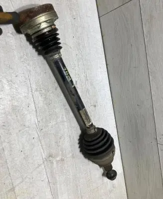 Volkswagen Beetle A5 Front driveshaft 5c0407271bh