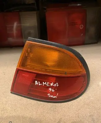 Nissan Almera Rear/tail lights