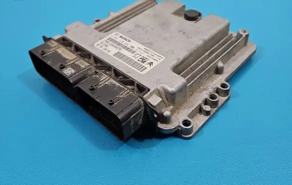 Peugeot 3008 II Engine control unit/module ECU 0261S1023L IMPRK1534416