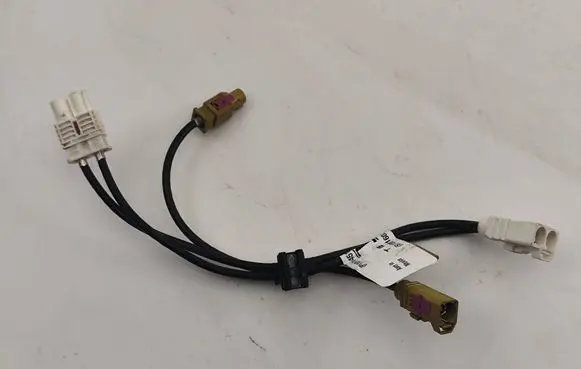 Tesla Model S Sound system wiring loom 107145100A 1801602 18016020