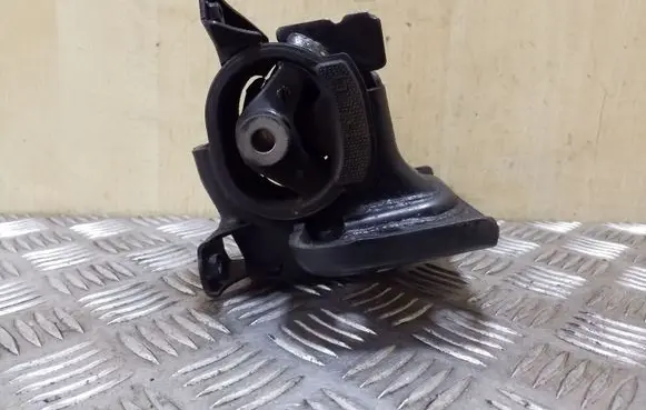 Toyota Avensis T270 Gearbox mount